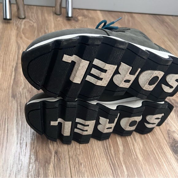 SOREL dark green and grey sneaker boots - Picture 6 of 7